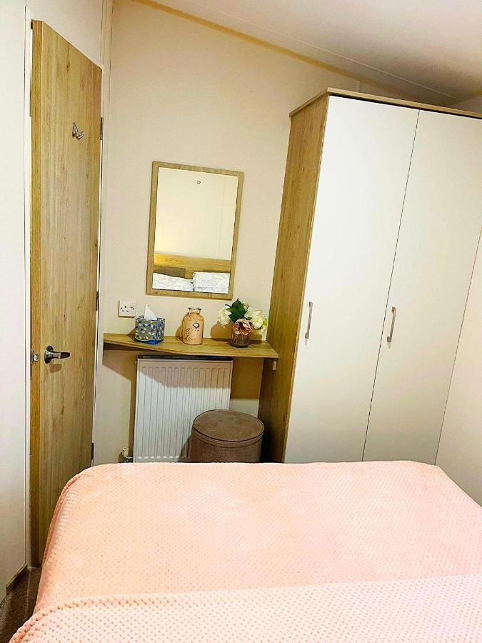 塔特舍尔 The Sunflower Luxury Caravan At Tattersall Lakes酒店 外观 照片